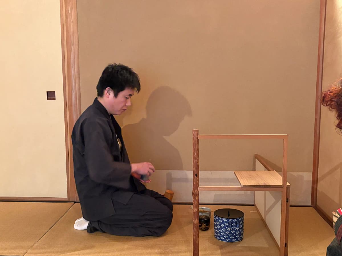 自分のペースで茶道を学ぶ